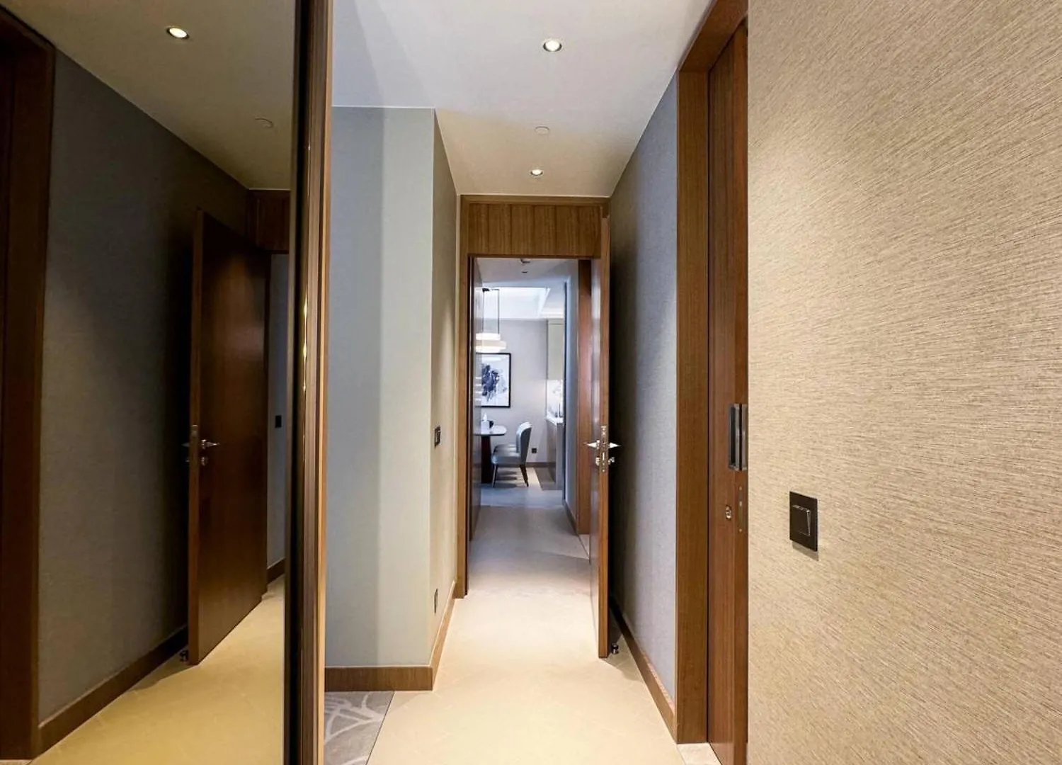 두바이 Luxurious 2Br The Address Opera 아파트